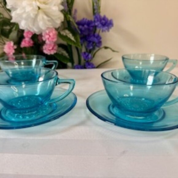 Hazel Atlas Turquoise Blue Glass Cup and Saucer Set‎ Vintage Depression Glass - Picture 6 of 6